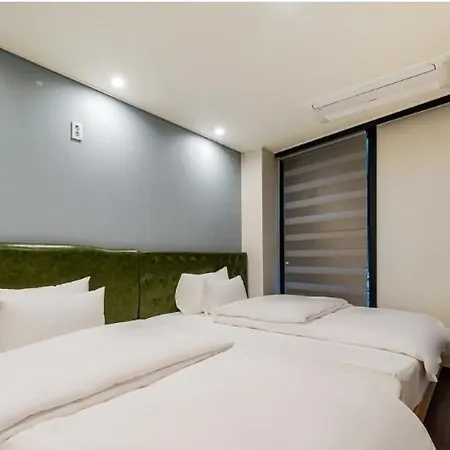 Billy Hotel